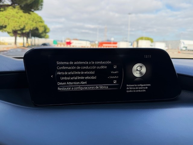 MazdaMazda 3 2.0 e-SKYACTIV-G Homura AT 89 kW (122 CV) Vehículo usado en Barcelona - 23