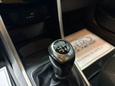 Hyundai i30 1.4 CRDI Klass 66 kW (90 CV) Hyundai i30 1.4 CRDI Klass 66 kW (90 CV)