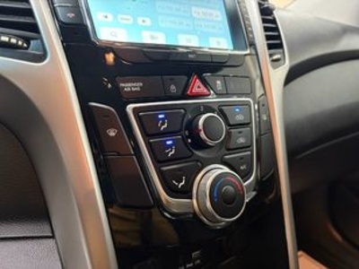 Hyundai i30 1.4 CRDI Klass 66 kW (90 CV) Hyundai i30 1.4 CRDI Klass 66 kW (90 CV)