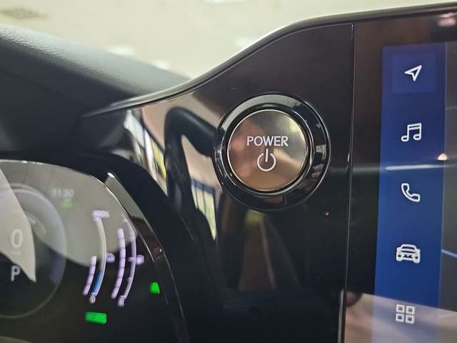 Lexus NX 450h+ Premium+ 4WD 225 kW (306 CV) Vehículo usado en Madrid - 18