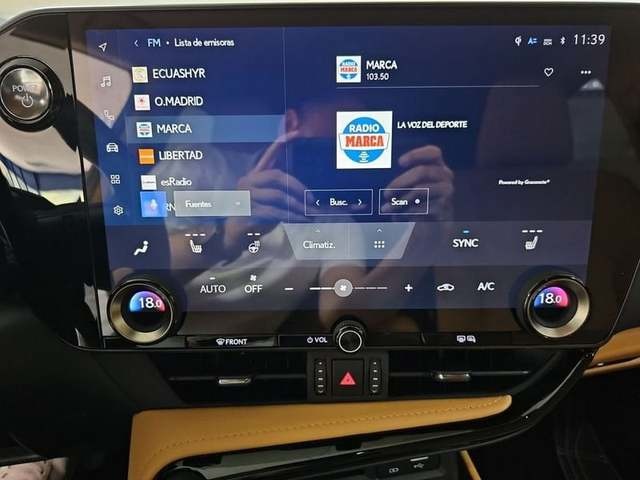 Lexus NX 450h+ Premium+ 4WD 225 kW (306 CV) Vehículo usado en Madrid - 21