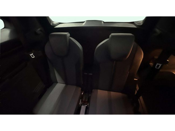 Peugeot5008 PureTech 130 S&S Active Pack 96 kW (130 CV) Vehículo usado en Barcelona - 9 Peugeot5008 PureTech 130 S&S Active Pack 96 kW (130 CV) Vehículo usado en Barcelona - 9