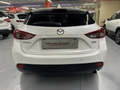 Mazda Mazda 3 1.5 GE MT Style Confort 74 kW (100 CV) Mazda Mazda 3 1.5 GE MT Style Confort 74 kW (100 CV)