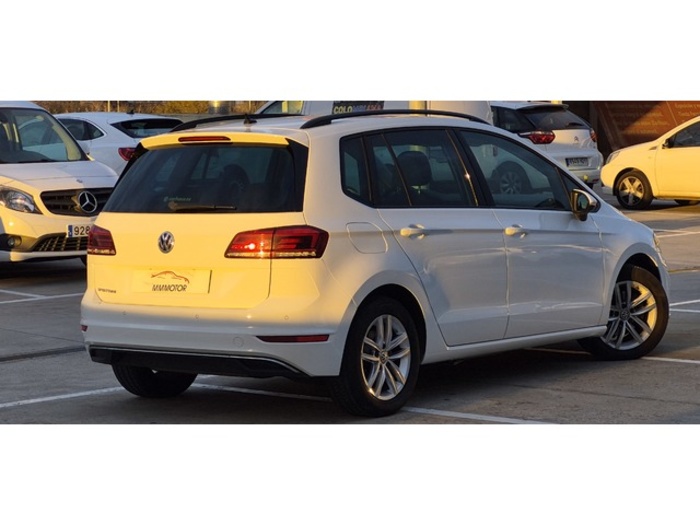 VolkswagenGolf Sportsvan Advance 1.5 TSI 96 kW (130 CV) DSG Vehículo usado en Barcelona - 9 VolkswagenGolf Sportsvan Advance 1.5 TSI 96 kW (130 CV) DSG Vehículo usado en Barcelona - 9