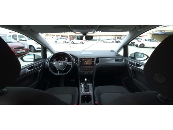 VolkswagenGolf Sportsvan Advance 1.5 TSI 96 kW (130 CV) DSG Vehículo usado en Barcelona - 11 VolkswagenGolf Sportsvan Advance 1.5 TSI 96 kW (130 CV) DSG Vehículo usado en Barcelona - 11