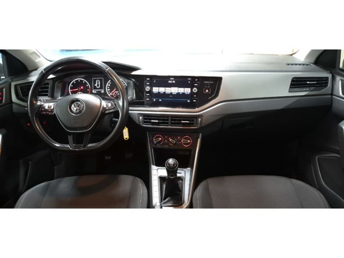 VolkswagenPolo Advance 1.0 TSI 70 kW (95 CV) Vehículo usado en Barcelona - 10 VolkswagenPolo Advance 1.0 TSI 70 kW (95 CV) Vehículo usado en Barcelona - 10