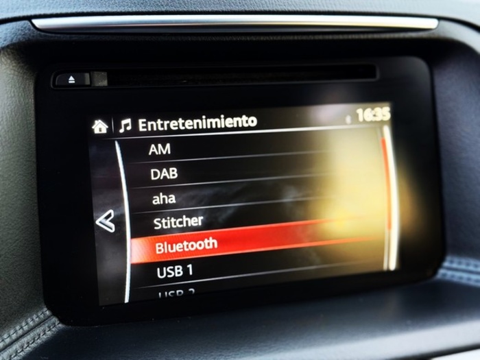 MazdaCX-5 2.2 DE Style+Navi 2WD 110 kW (150 CV) Vehículo usado en Barcelona - 22 MazdaCX-5 2.2 DE Style+Navi 2WD 110 kW (150 CV) Vehículo usado en Barcelona - 22