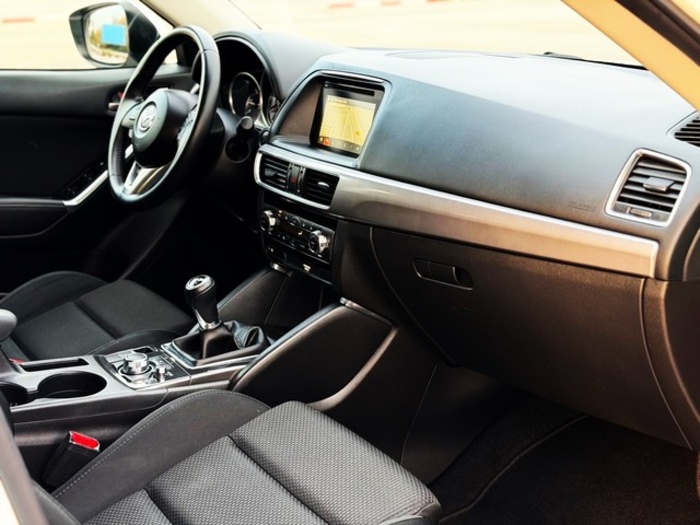 MazdaCX-5 2.2 DE Style+Navi 2WD 110 kW (150 CV) Vehículo usado en Barcelona - 28 MazdaCX-5 2.2 DE Style+Navi 2WD 110 kW (150 CV) Vehículo usado en Barcelona - 28