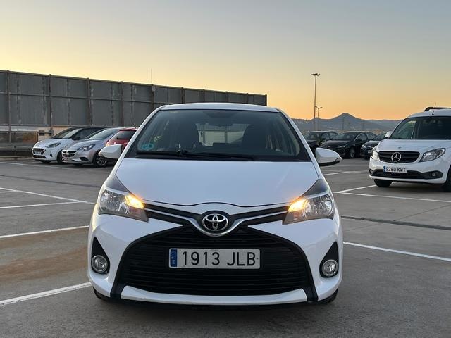 ToyotaYaris 1.0 Active 51 kW (69 CV) Vehículo usado en Barcelona - 3