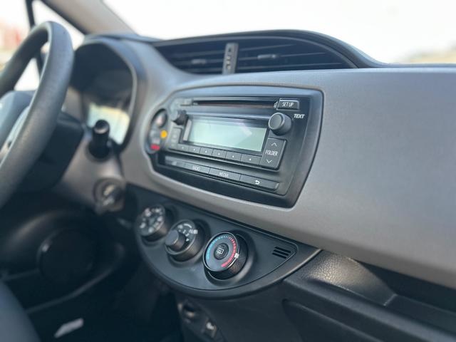 ToyotaYaris 1.0 Active 51 kW (69 CV) Vehículo usado en Barcelona - 12