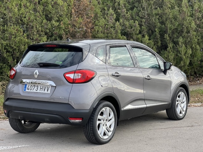 RenaultCaptur Life Energy TCe 66 kW (90 CV) Vehículo usado en Barcelona - 7 RenaultCaptur Life Energy TCe 66 kW (90 CV) Vehículo usado en Barcelona - 7
