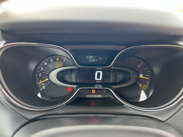 RenaultCaptur Life Energy TCe 66 kW (90 CV) Vehículo usado en Barcelona - 24