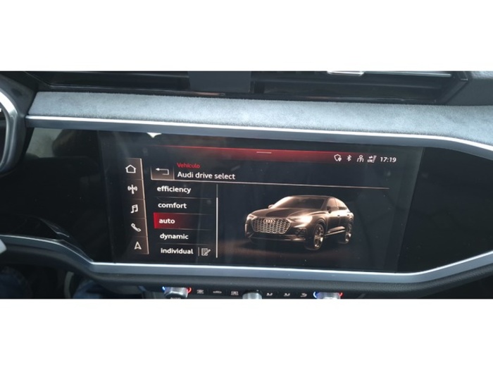 AudiQ3 Sportback 40 TDI quattro 147 kW (200 CV) S tronic Vehículo usado en Barcelona - 32 AudiQ3 Sportback 40 TDI quattro 147 kW (200 CV) S tronic Vehículo usado en Barcelona - 32