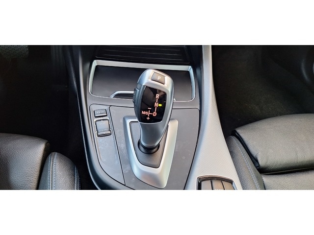 BMWSerie 1 118i 100 kW (136 CV) Vehículo usado en Barcelona - 24 BMWSerie 1 118i 100 kW (136 CV) Vehículo usado en Barcelona - 24