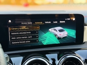 Mercedes-Benz CLA 180 100 kW (136 CV)