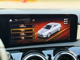 Mercedes-Benz CLA 180 100 kW (136 CV)