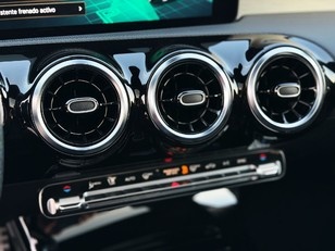 Mercedes-Benz CLA 180 100 kW (136 CV)