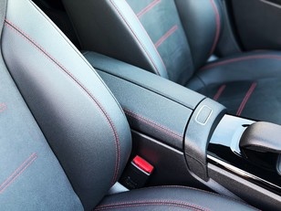 Mercedes-Benz CLA 180 100 kW (136 CV)