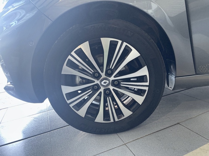 Renault Zoe Iconic R135 batería 50kWh 99 kW (135 CV) - 10 Renault Zoe Iconic R135 batería 50kWh 99 kW (135 CV) - 10