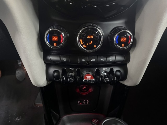 MINIMINI 5 Puertas Cooper 100 kW (136 CV) Vehículo usado en Barcelona - 15 MINIMINI 5 Puertas Cooper 100 kW (136 CV) Vehículo usado en Barcelona - 15