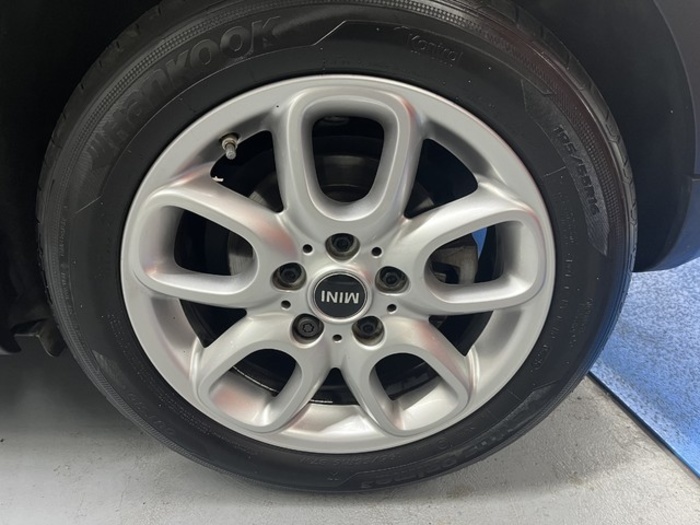 MINIMINI 5 Puertas Cooper 100 kW (136 CV) Vehículo usado en Barcelona - 21 MINIMINI 5 Puertas Cooper 100 kW (136 CV) Vehículo usado en Barcelona - 21