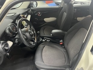 MINI MINI 5 Puertas Cooper 100 kW (136 CV) MINI MINI 5 Puertas Cooper 100 kW (136 CV)