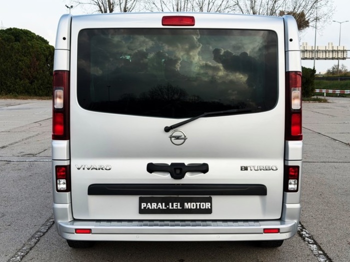 OpelVivaro Combi 1.6 CDTI 29 L2 92 kW (125 CV) Vehículo usado en Barcelona - 7 OpelVivaro Combi 1.6 CDTI 29 L2 92 kW (125 CV) Vehículo usado en Barcelona - 7