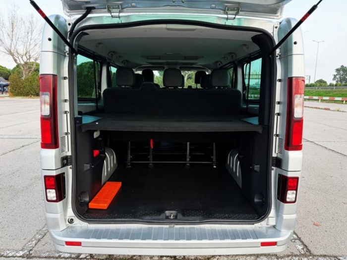 OpelVivaro Combi 1.6 CDTI 29 L2 92 kW (125 CV) Vehículo usado en Barcelona - 27 OpelVivaro Combi 1.6 CDTI 29 L2 92 kW (125 CV) Vehículo usado en Barcelona - 27