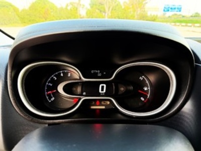 Opel Vivaro Combi 1.6 CDTI 29 L2 92 kW (125 CV) Opel Vivaro Combi 1.6 CDTI 29 L2 92 kW (125 CV)