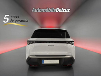 Peugeot 5008 Hybrid 1.2 Allure eDCS6 100 kW (136 CV) Peugeot 5008 Hybrid 1.2 Allure eDCS6 100 kW (136 CV)