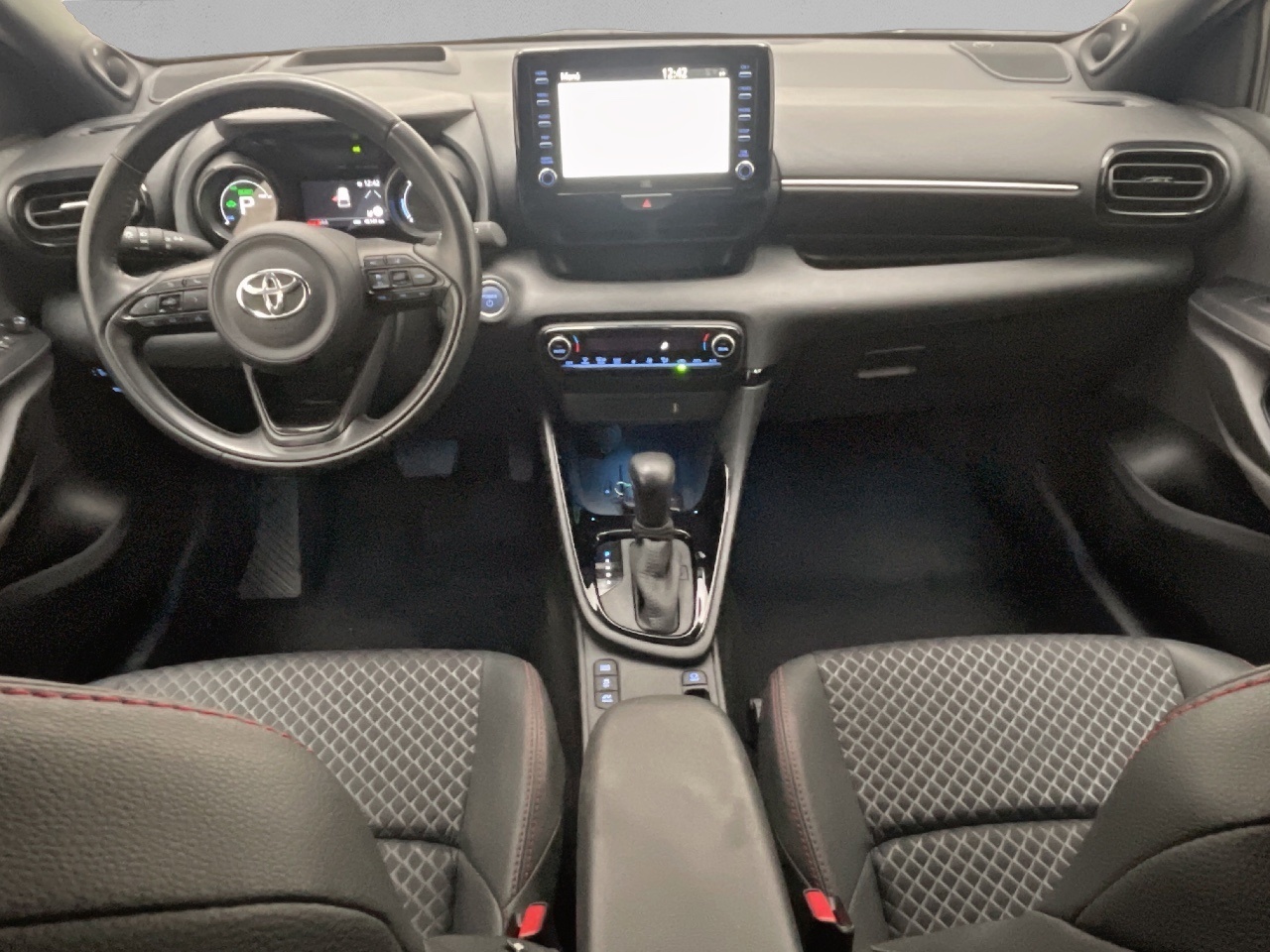 Toyota Yaris 1.5 120H Style P. Premier Edition 85 kW (116 CV) - 5 Toyota Yaris 1.5 120H Style P. Premier Edition 85 kW (116 CV) - 5