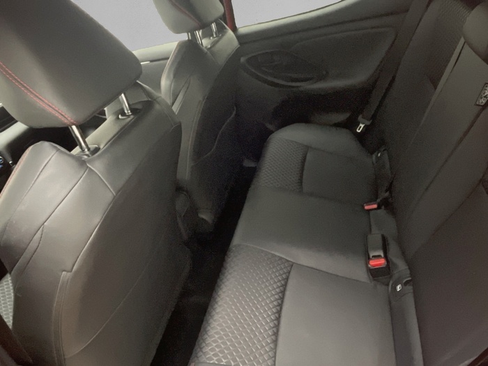 Toyota Yaris 1.5 120H Style P. Premier Edition 85 kW (116 CV) - 9 Toyota Yaris 1.5 120H Style P. Premier Edition 85 kW (116 CV) - 9