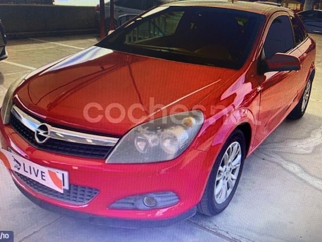OpelAstra GTC 1.6 16v Energy 85 kW (115 CV) Vehículo usado en Barcelona - 4