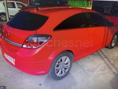 Opel Astra GTC 1.6 16v Energy 85 kW (115 CV) Opel Astra GTC 1.6 16v Energy 85 kW (115 CV)