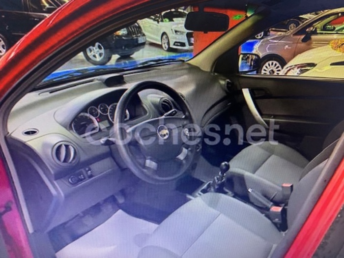 ChevroletAveo 1.4 16v LS 74 kW (101 CV) Vehículo usado en Barcelona - 8 ChevroletAveo 1.4 16v LS 74 kW (101 CV) Vehículo usado en Barcelona - 8