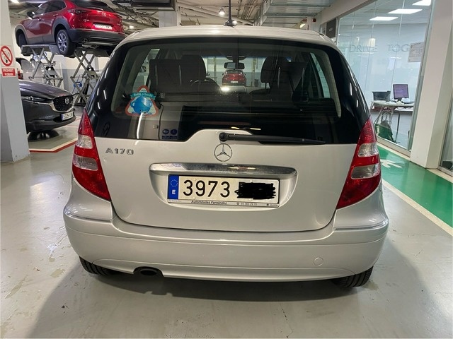 Mercedes-BenzClase A 170 Elegance 85 kW (116 CV) Vehículo usado en Barcelona - 6