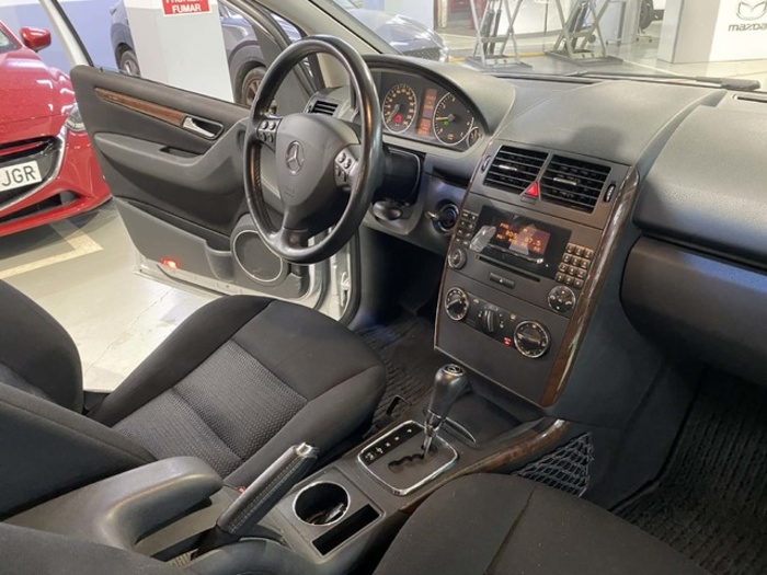 Mercedes-BenzClase A 170 Elegance 85 kW (116 CV) Vehículo usado en Barcelona - 10 Mercedes-BenzClase A 170 Elegance 85 kW (116 CV) Vehículo usado en Barcelona - 10