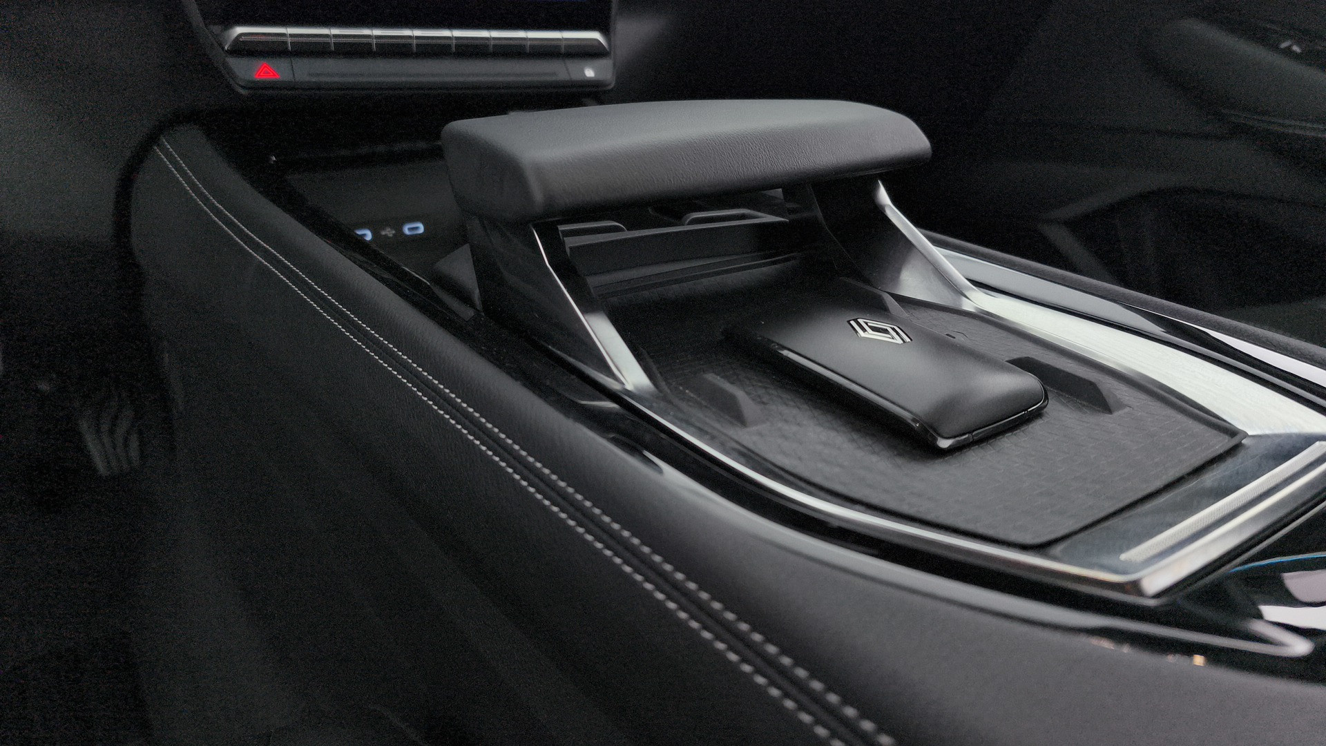 Renault Austral Techno Mild Hybrid Auto 116 kW (158 CV) - 23