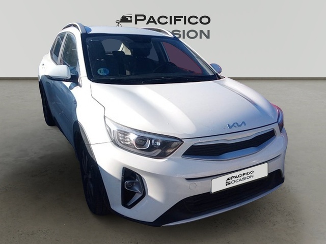 KiaStonic 1.0 T-GDi MHEV iMT Concept 74 kW (100 CV)