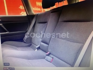 Subaru Outback 2.5 121 kW (165 CV)