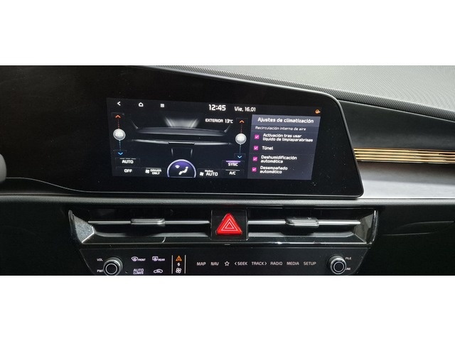 KiaNiro 1.6 GDi HEV Híbrido Drive 104 kW (141 CV) Vehículo usado en Barcelona - 17