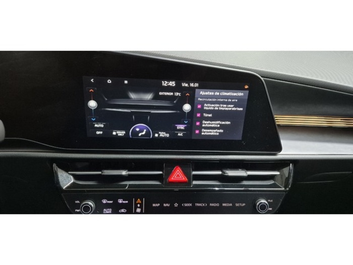 KiaNiro 1.6 GDi HEV Híbrido Drive 104 kW (141 CV) Vehículo usado en Barcelona - 17 KiaNiro 1.6 GDi HEV Híbrido Drive 104 kW (141 CV) Vehículo usado en Barcelona - 17