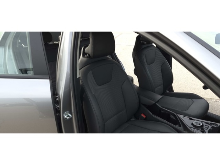 KiaNiro 1.6 GDi HEV Híbrido Drive 104 kW (141 CV) Vehículo usado en Barcelona - 35 KiaNiro 1.6 GDi HEV Híbrido Drive 104 kW (141 CV) Vehículo usado en Barcelona - 35