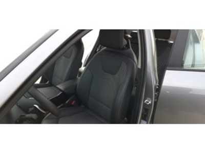 Kia Niro 1.6 GDi HEV Híbrido Drive 104 kW (141 CV) Kia Niro 1.6 GDi HEV Híbrido Drive 104 kW (141 CV)