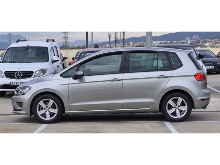 VolkswagenGolf Sportsvan Advance 1.6 TDI BMT 81 kW (110 CV) DSG Vehículo usado en Barcelona - 4 VolkswagenGolf Sportsvan Advance 1.6 TDI BMT 81 kW (110 CV) DSG Vehículo usado en Barcelona - 4