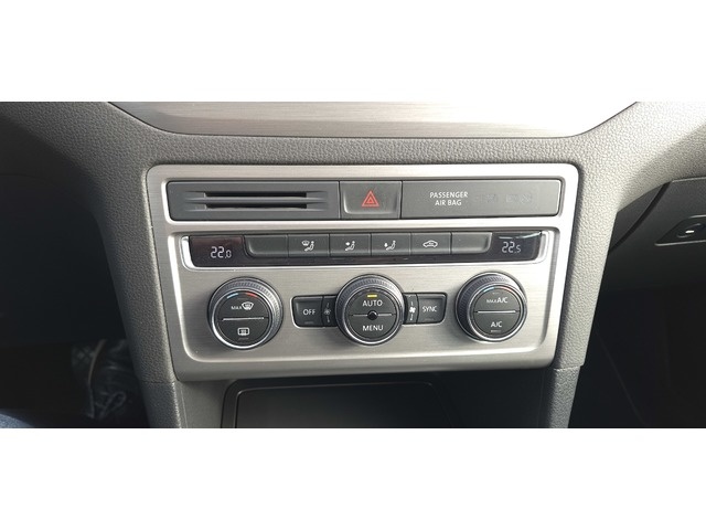 VolkswagenGolf Sportsvan Advance 1.6 TDI BMT 81 kW (110 CV) DSG Vehículo usado en Barcelona - 21