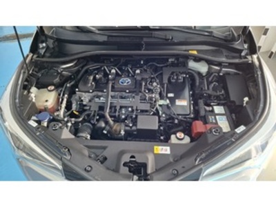 Toyota C-HR 1.8 125H Advance 90 kW (122 CV) Toyota C-HR 1.8 125H Advance 90 kW (122 CV)