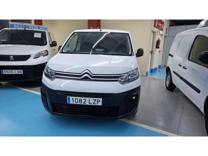 CitroenBerlingo Furgon BlueHDi 100 Talla M 74 kW (100 CV) Vehículo usado en Barcelona - 1 CitroenBerlingo Furgon BlueHDi 100 Talla M 74 kW (100 CV) Vehículo usado en Barcelona - 1