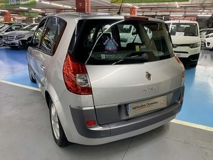 Renault Scenic Dynamique 1.6 82 kW (110 CV)