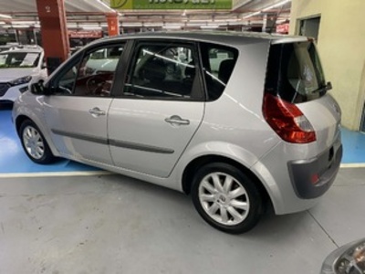 Renault Scenic Dynamique 1.6 82 kW (110 CV) Renault Scenic Dynamique 1.6 82 kW (110 CV)
